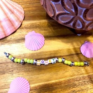 3/$11 Beaded Bracelet: “honey”